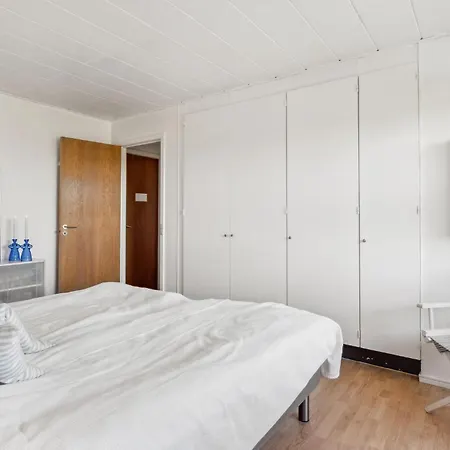 Дом отдыха Pet Friendly In With Wifi *